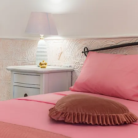 Dimora Donna Pippi ヴィラ タヴィアーノ