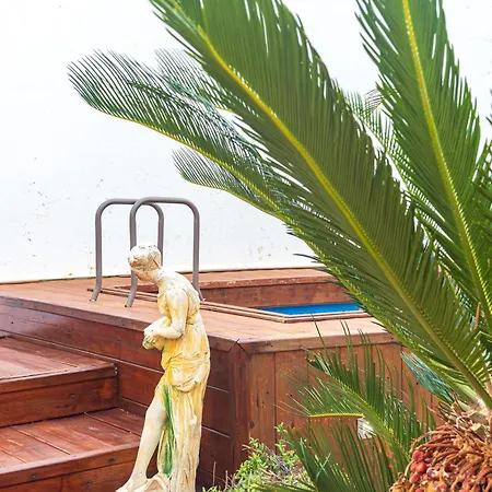 Dimora Donna Pippi Villa Taviano (Lecce)
